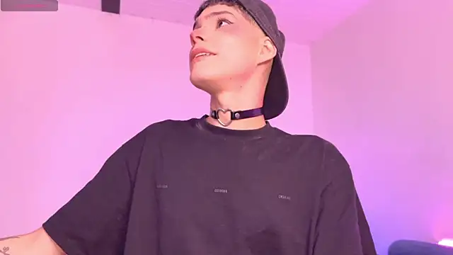 Varya Ferreira online show from March 4, 2025, 7:19 am