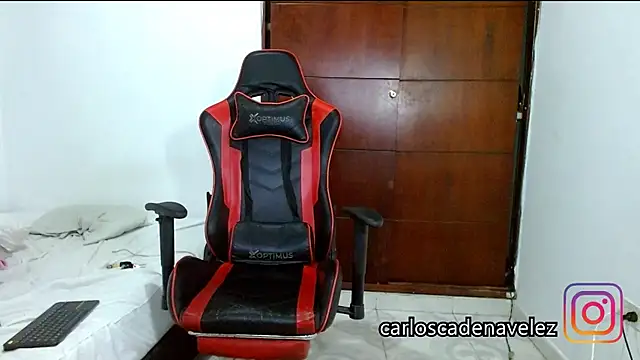 Snapshot of dickmaximum chatting on February 11, 2026, 3:12 pm dickmaximum online show from February 11, 2026, 3:12 pm