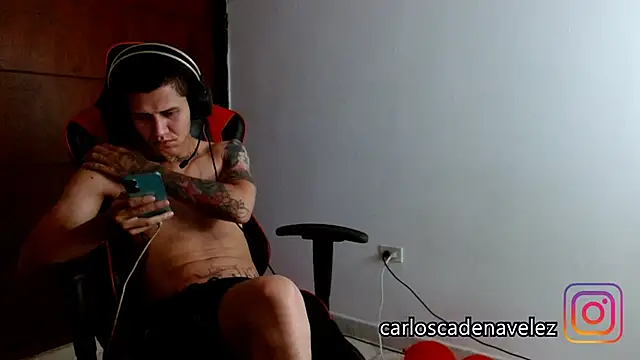 Snapshot of dickmaximum chatting on March 2, 2026, 5:19 am dickmaximum online show from March 2, 2026, 5:19 am