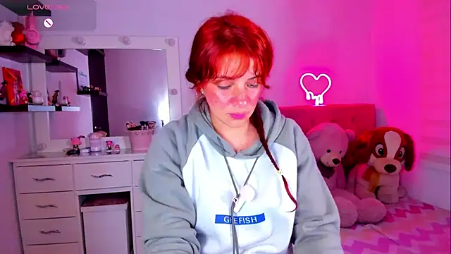 Vannessa  Shy online show from May 21, 2026, 11:57 pm
