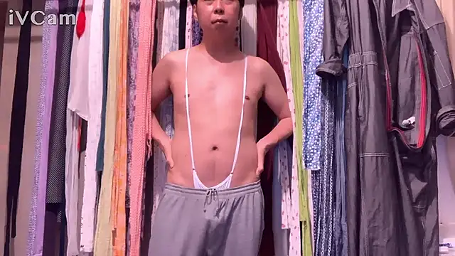 Snapshot of Fundoshi_2 chatting on June 27, 2026, 6:03 pm Fundoshi 2 online show from June 27, 2026, 6:03 pm