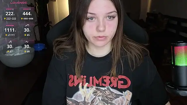 XNirvanaX online show from April 20, 2026, 3:20 am