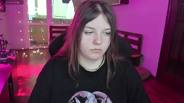 Snapshot of XNirvanaX chatting on February 24, 2026, 5:08 am XNirvanaX online show from February 24, 2026, 5:08 am