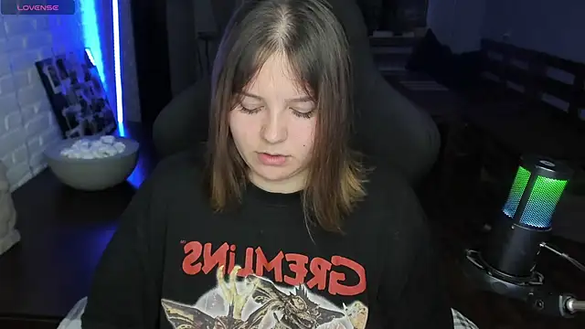 XNirvanaX online show from September 15, 2025, 3:40 am