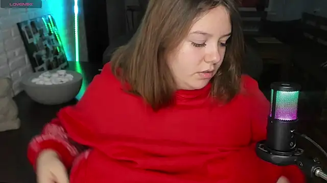 XNirvanaX online show from October 8, 2025, 4:14 am