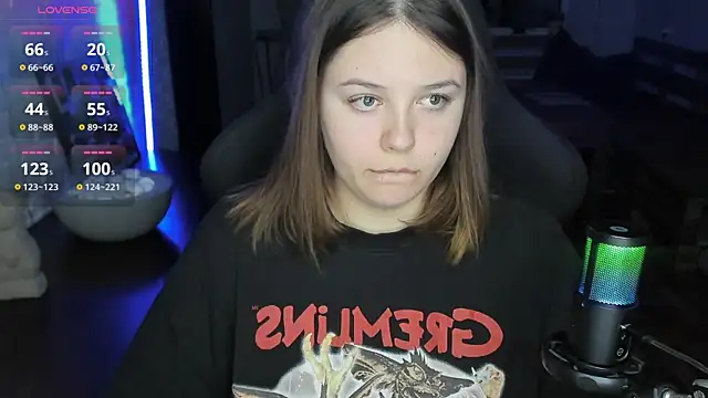 XNirvanaX online show from September 19, 2025, 2:59 am