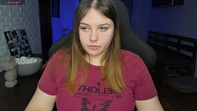 XNirvanaX online show from February 6, 2025, 2:33 am