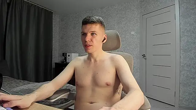 Snapshot of Bananas_dick chatting on April 20, 2026, 7:37 pm Bananas dick online show from April 20, 2026, 7:37 pm