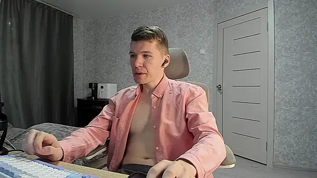 Snapshot of Bananas_dick chatting on May 5, 2026, 6:05 am Bananas dick online show from May 5, 2026, 6:05 am