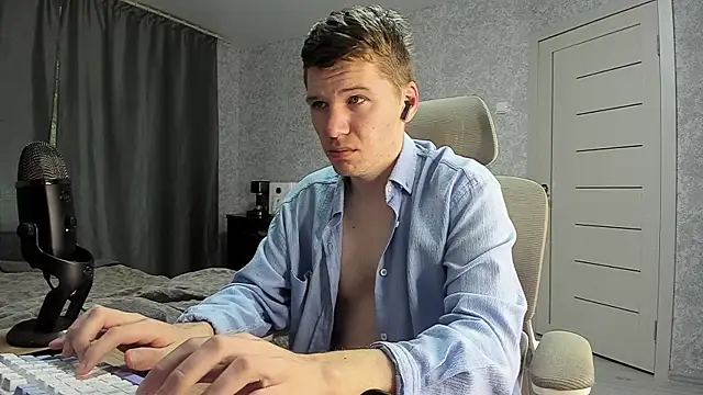 Snapshot of Bananas_dick chatting on May 30, 2026, 6:31 am Bananas dick online show from May 30, 2026, 6:31 am