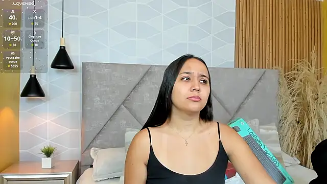 Snapshot of Sammy_Fit_ chatting on February 3, 2026, 12:21 pm Sammy Fit online show from February 3, 2026, 12:21 pm