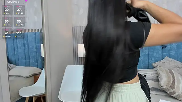 Snapshot of Sammy_Fit_ chatting on September 23, 2025, 12:34 pm Sammy Fit online show from September 23, 2025, 12:34 pm