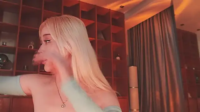 hyun chia online show from February 26, 2026, 3:39 am