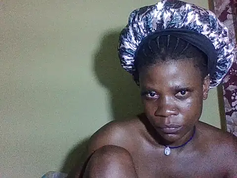 Sweetbaby004 online show from March 25, 2026, 7:24 pm