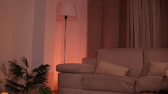 GiaFaaris online show from April 10, 2026, 8:38 pm