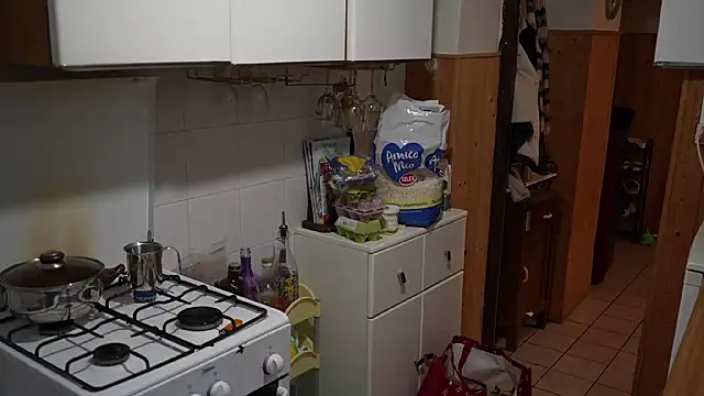 VanessaDoyle online show from November 18, 2025, 8:28 am