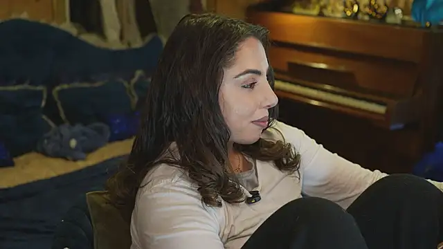 VanessaDoyle online show from March 19, 2026, 12:27 pm