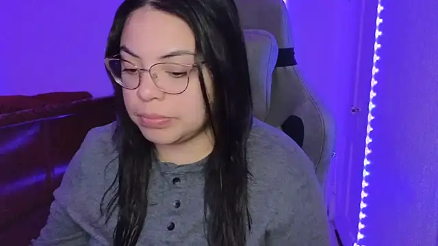 drizzypeach602 online show from November 7, 2025, 3:11 am