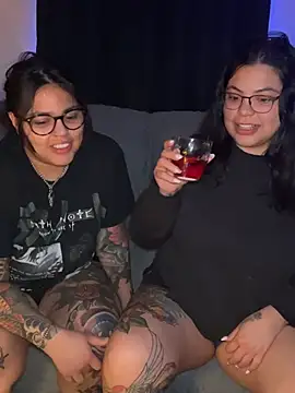 drizzypeach602 online show from April 9, 2026, 3:41 am