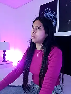 SARA MILLER69 online show from April 13, 2026, 12:09 pm