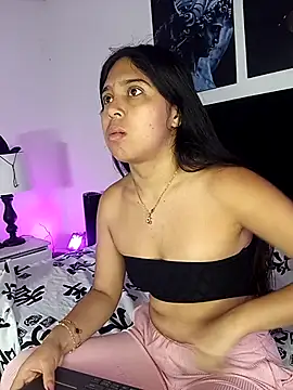 SARA MILLER69 online show from April 7, 2026, 12:07 pm