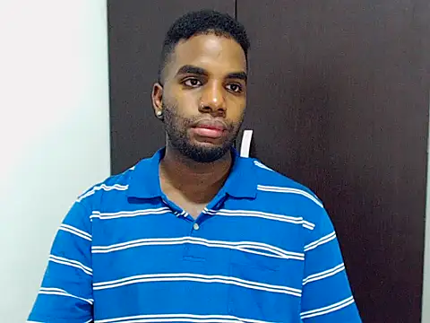 Snapshot of Rene_hotman chatting on November 7, 2025, 8:24 pm Rene hotman online show from November 7, 2025, 8:24 pm