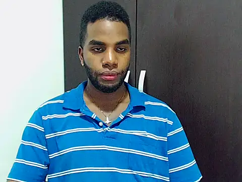 Snapshot of Rene_hotman chatting on September 28, 2025, 7:43 pm Rene hotman online show from September 28, 2025, 7:43 pm