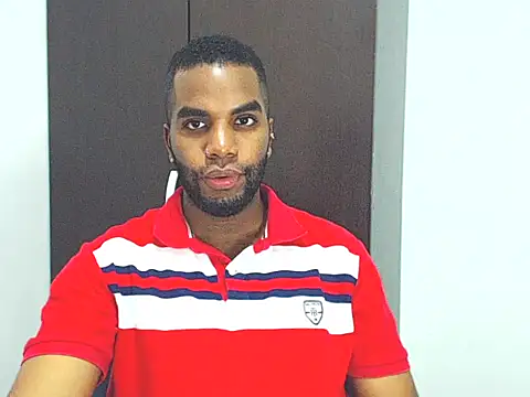 Snapshot of Rene_hotman chatting on March 19, 2025, 7:17 pm Rene hotman online show from March 19, 2025, 7:17 pm