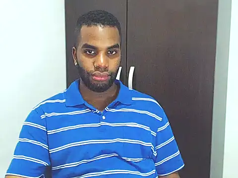 Snapshot of Rene_hotman chatting on March 21, 2025, 7:24 pm Rene hotman online show from March 21, 2025, 7:24 pm