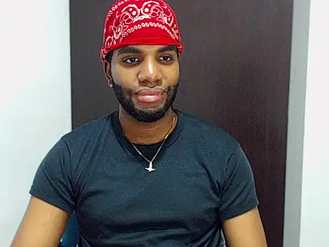 Snapshot of Rene_hotman chatting on November 24, 2025, 7:58 pm Rene hotman online show from November 24, 2025, 7:58 pm