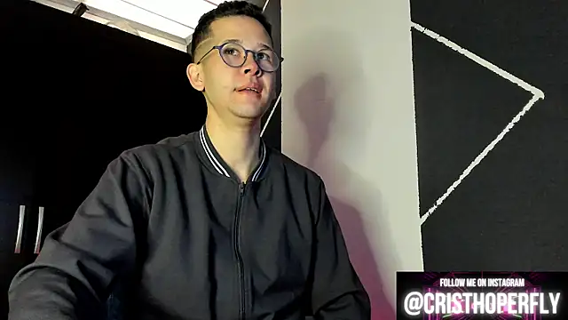 Snapshot of Cris_myster chatting on January 22, 2025, 12:49 pm Cris myster online show from January 22, 2025, 12:49 pm