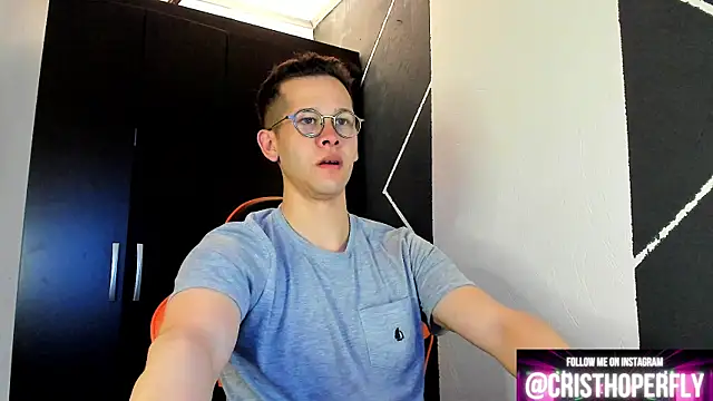 Snapshot of Cris_myster chatting on March 11, 2025, 2:07 pm Cris myster online show from March 11, 2025, 2:07 pm