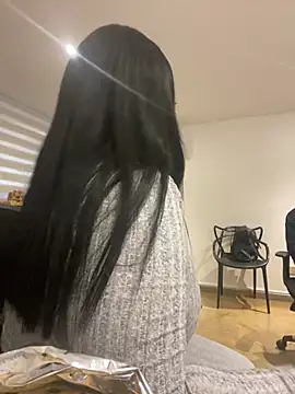 Snapshot of MelanyShayk chatting on March 8, 2025, 12:30 pm MelanyShayk online show from March 8, 2025, 12:30 pm