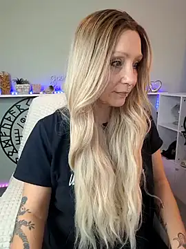 Snapshot of Jan_ina chatting on January 30, 2025, 1:53 pm Jan ina online show from January 30, 2025, 1:53 pm