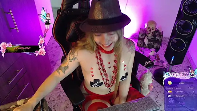 pink-2022 online show from March 6, 2025, 7:10 pm