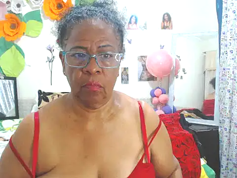 Yayis-hot-sexyw online show from November 2, 2025, 6:18 am