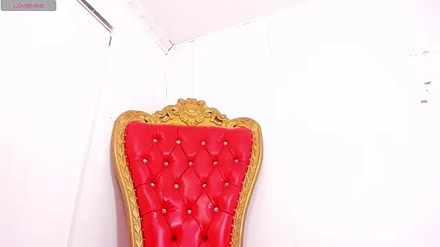 Snapshot of Cleopatra_Trans chatting on March 18, 2025, 3:44 pm Cleopatra Trans online show from March 18, 2025, 3:44 pm