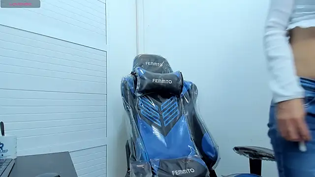 Snapshot of Cleopatra_Trans chatting on November 10, 2025, 7:30 pm Cleopatra Trans online show from November 10, 2025, 7:30 pm