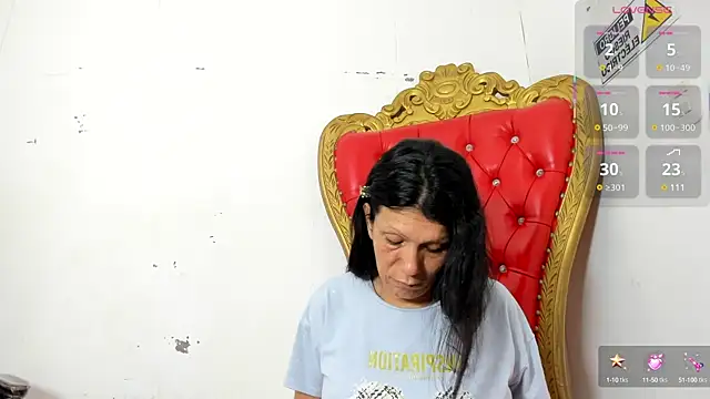 Snapshot of Cleopatra_Trans chatting on March 22, 2025, 12:04 pm Cleopatra Trans online show from March 22, 2025, 12:04 pm