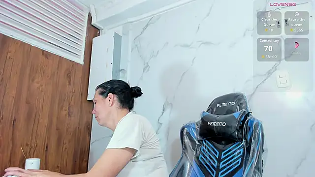 Snapshot of Cleopatra_Trans chatting on May 23, 2026, 1:10 pm Cleopatra Trans online show from May 23, 2026, 1:10 pm