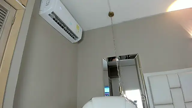 Snapshot of _BunnyNaugthy chatting on November 28, 2025, 12:05 pm BunnyNaugthy online show from November 28, 2025, 12:05 pm