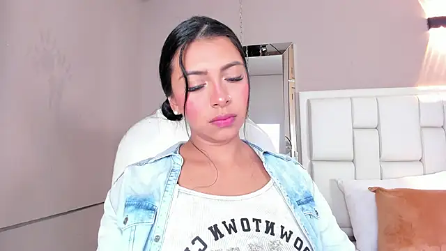 Snapshot of _BunnyNaugthy chatting on September 27, 2025, 12:11 pm BunnyNaugthy online show from September 27, 2025, 12:11 pm