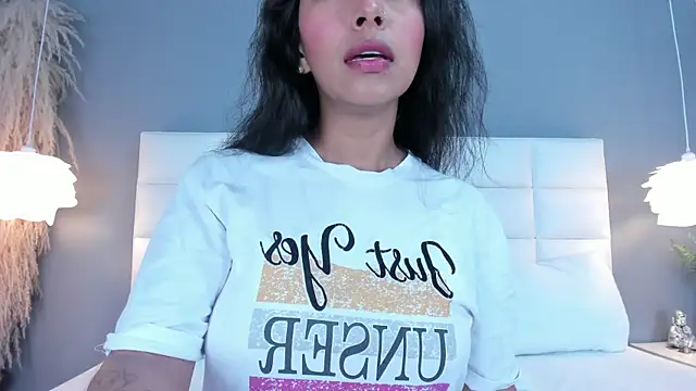 Snapshot of _BunnyNaugthy chatting on February 20, 2026, 5:04 pm BunnyNaugthy online show from February 20, 2026, 5:04 pm