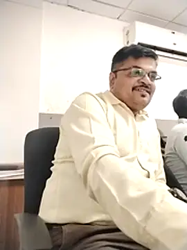 Desi Londa 143 online show from April 18, 2026, 10:39 am