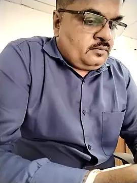 Desi Londa 143 online show from February 5, 2026, 6:42 am