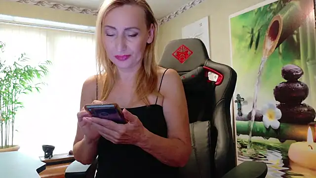 HotLana69 online show from September 30, 2025, 8:31 am