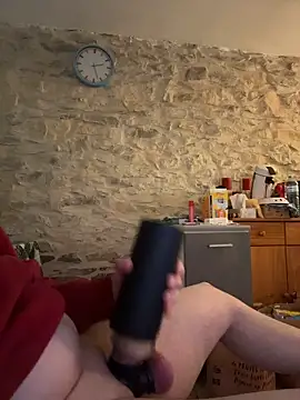 yann2392 online show from March 11, 2026, 12:32 pm