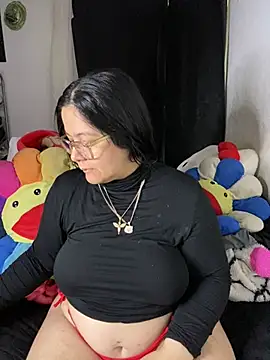 Snapshot of MsConejitaa chatting on May 1, 2026, 4:01 pm MsConejitaa online show from May 1, 2026, 4:01 pm