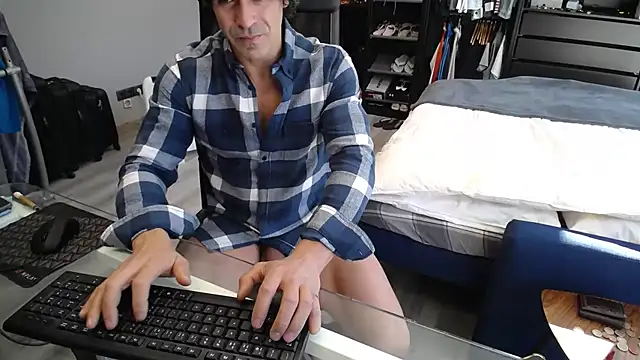 samricci21 online show from November 30, 2025, 12:39 pm