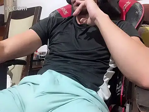 Snapshot of Dotozo19 chatting on December 22, 2025, 5:18 am Dotozo19 online show from December 22, 2025, 5:18 am